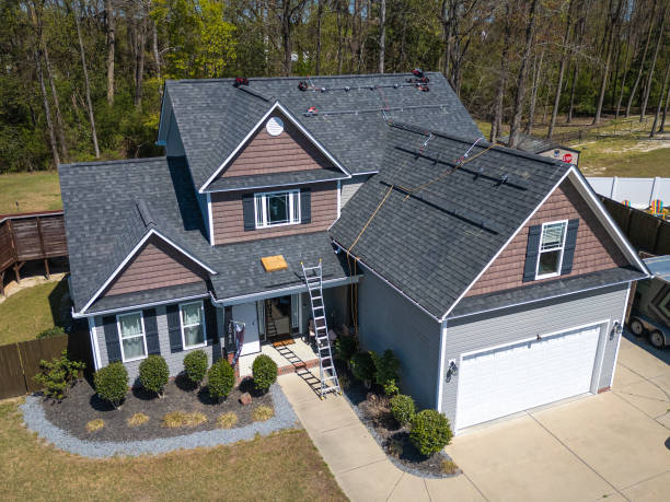 Best Roof Ventilation Installation  in Shenandoah, IA